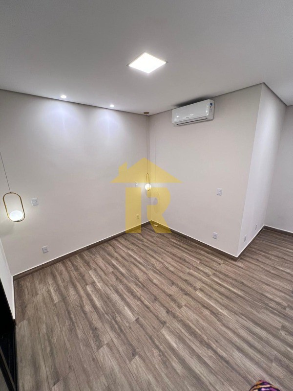 Casa de Condomínio com 3 quartos à venda, 162m² — foto 17 de 44