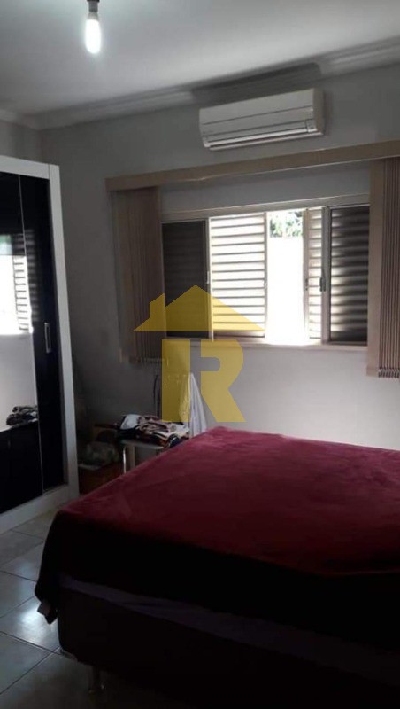 Casa com 4 quartos à venda, 170m² — foto 4 de 13