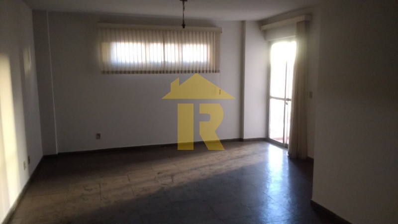 Apartamento com 3 quartos à venda, 120m² — foto 3 de 10
