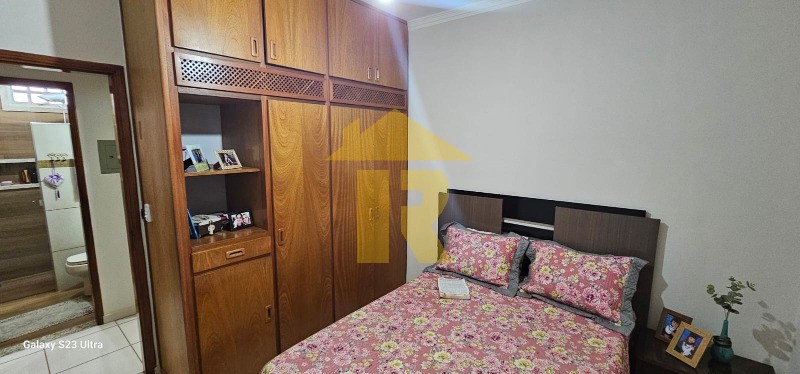 Casa com 2 quartos à venda, 200m² — foto 10 de 22