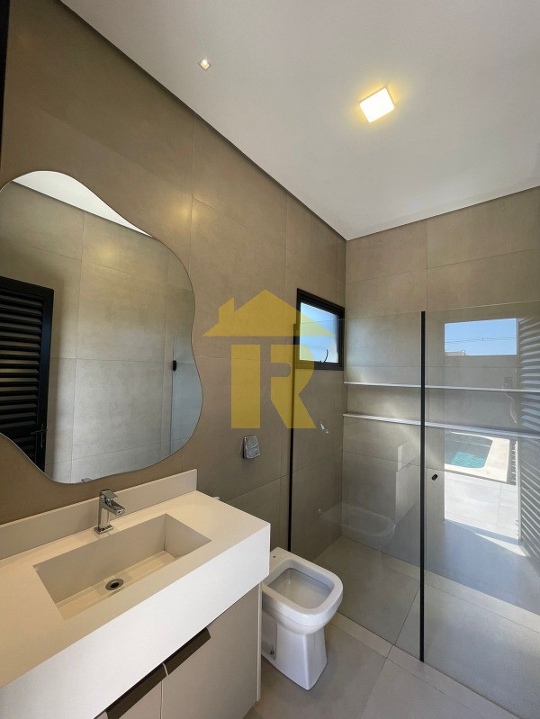 Casa de Condomínio com 3 quartos à venda, 228m² — foto 13 de 44