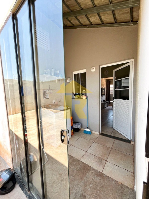 Casa com 2 quartos à venda, 45m² — foto 8 de 10