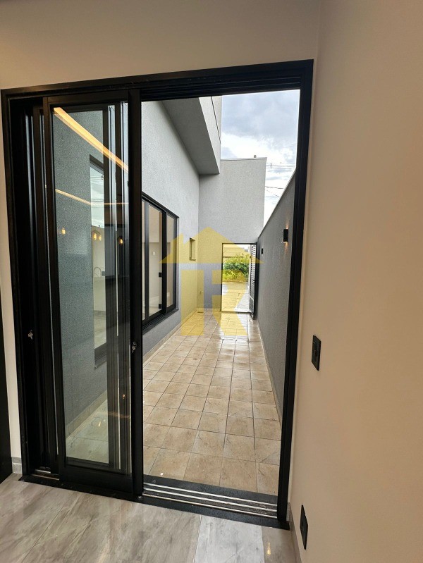 Casa de Condomínio com 3 quartos à venda, 172m² — foto 20 de 27
