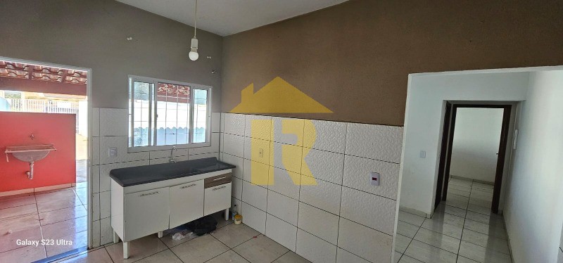 Casa com 1 quarto à venda e aluguel, 70m² — foto 10 de 13