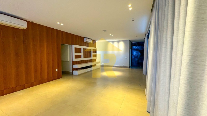Casa de Condomínio com 4 quartos à venda e aluguel, 543m² — foto 5 de 29