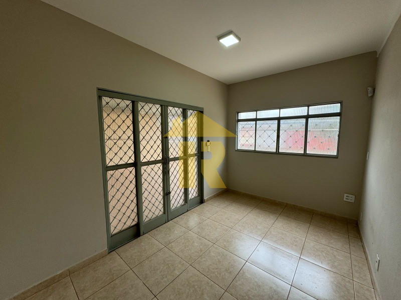 Conjunto Comercial / Sala com 3 quartos à venda, 195m² — foto 6 de 23