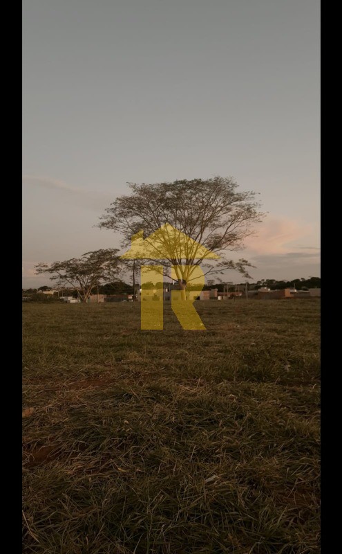 Terreno / Lote / Condomínio  à venda, 200m² — foto 2 de 8