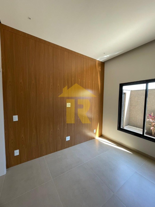 Casa de Condomínio com 3 quartos à venda, 228m² — foto 24 de 44