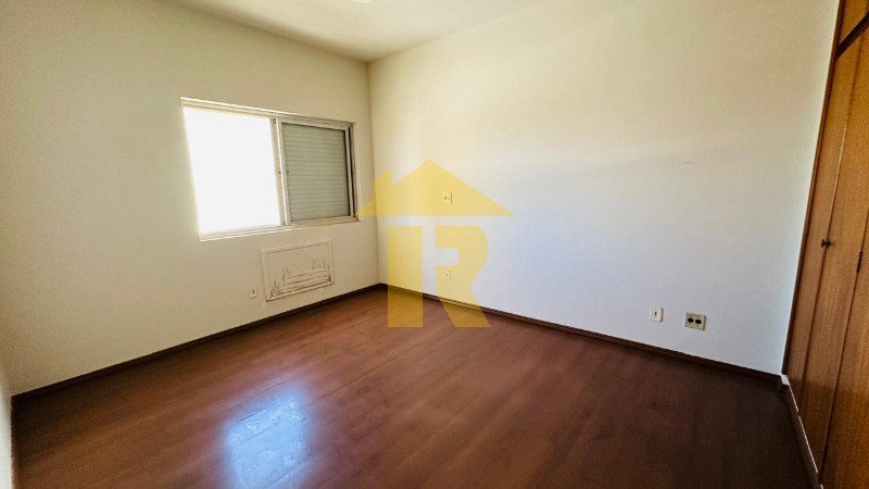 Apartamento com 3 quartos à venda, 159m² — foto 5 de 23
