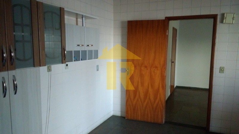 Apartamento com 3 quartos à venda, 120m² — foto 10 de 10