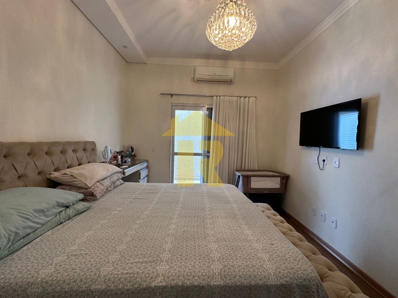 Casa de Condomínio com 3 quartos à venda, 260m² — foto 10 de 24