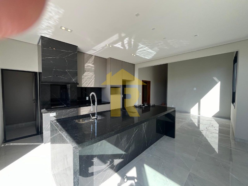 Casa de Condomínio com 3 quartos à venda, 170m² — foto 18 de 30