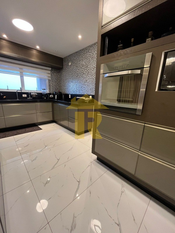Apartamento com 3 quartos à venda, 174m² — foto 7 de 17