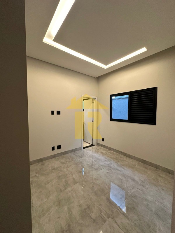 Casa de Condomínio com 3 quartos à venda, 172m² — foto 9 de 27