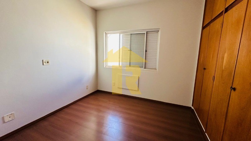 Apartamento com 3 quartos à venda, 159m² — foto 11 de 23