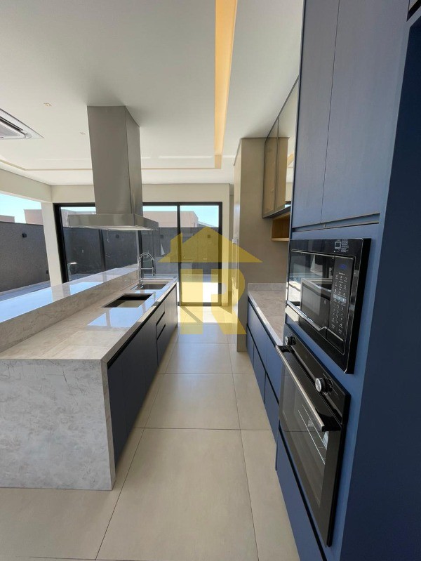 Casa de Condomínio com 3 quartos à venda, 228m² — foto 30 de 44