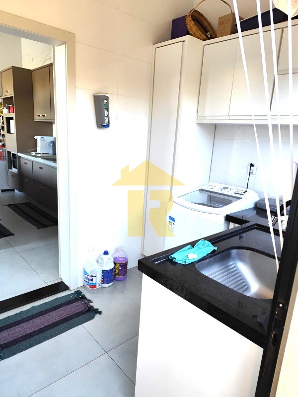 Casa de Condomínio com 3 quartos à venda, 188m² — foto 19 de 22