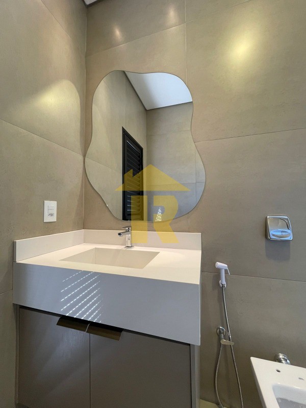 Casa de Condomínio com 3 quartos à venda, 228m² — foto 15 de 44