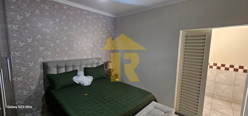 Casa com 2 quartos à venda, 200m² — foto 13 de 22