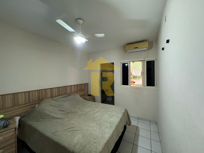 Casa de Condomínio com 2 quartos à venda, 80m² — foto 2 de 8