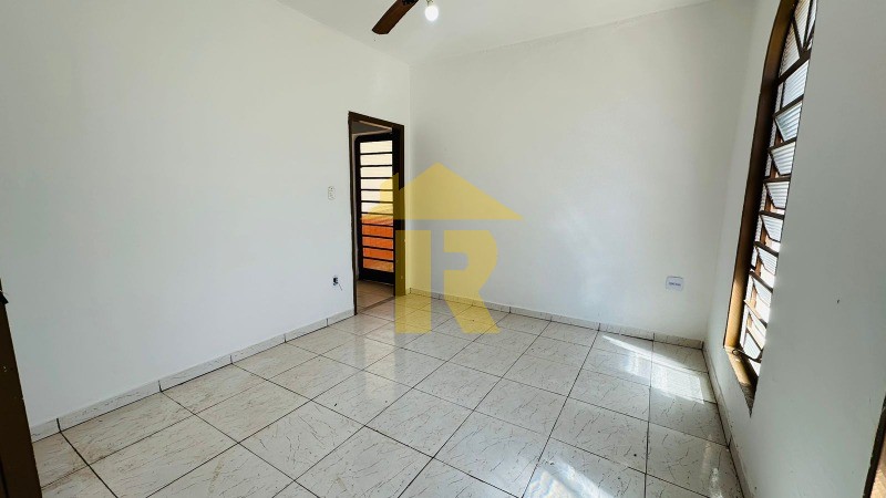 Casa com 3 quartos à venda e aluguel, 140m² — foto 7 de 17