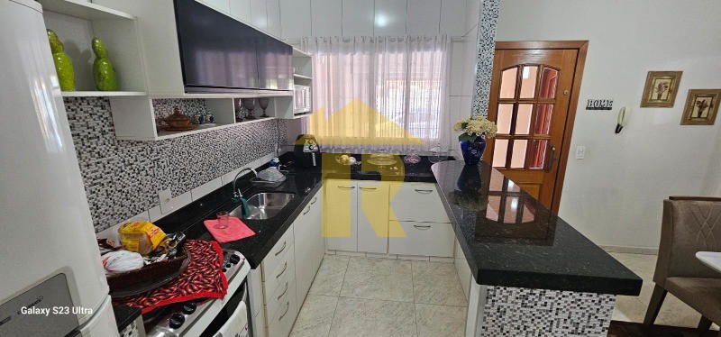 Casa com 2 quartos à venda, 200m² — foto 15 de 22