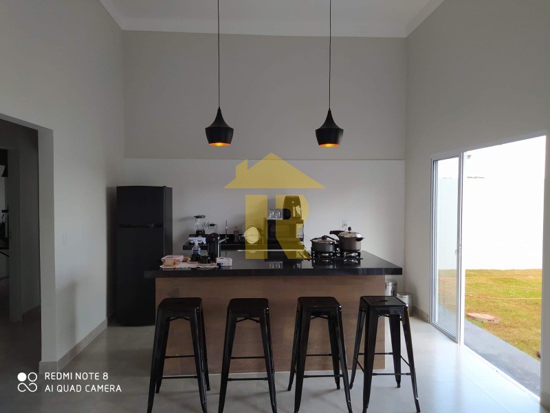 Casa com 2 quartos à venda, 75m² — foto 13 de 18