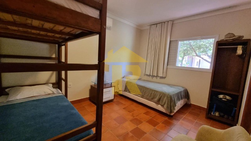 Casa de Condomínio com 4 quartos à venda, 300m² — foto 30 de 40