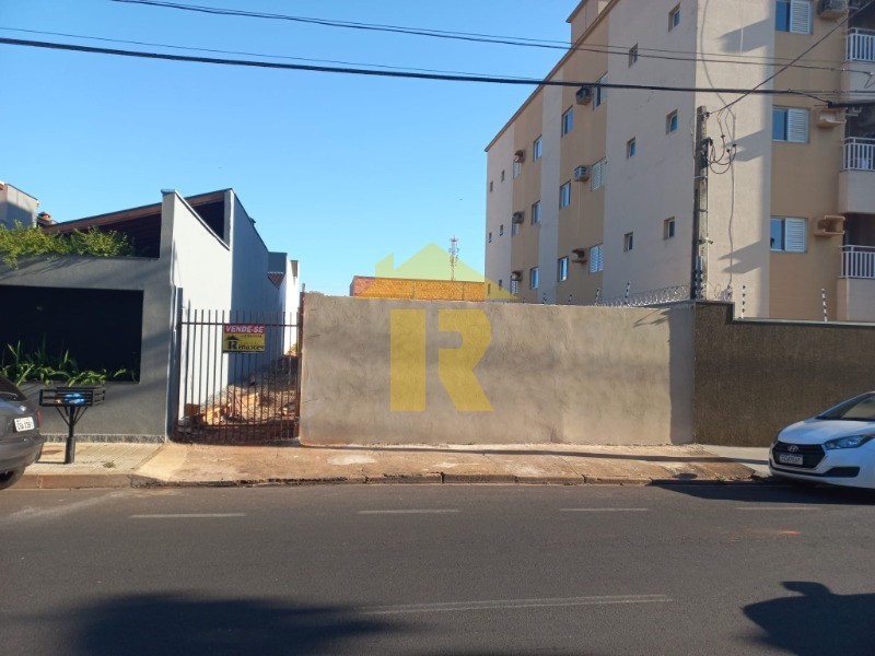 Terreno / Lote / Condomínio  à venda, 446m² — foto 2 de 8