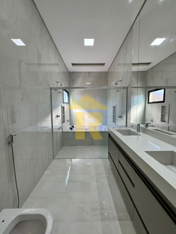 Casa de Condomínio com 3 quartos à venda, 215m² — foto 7 de 32