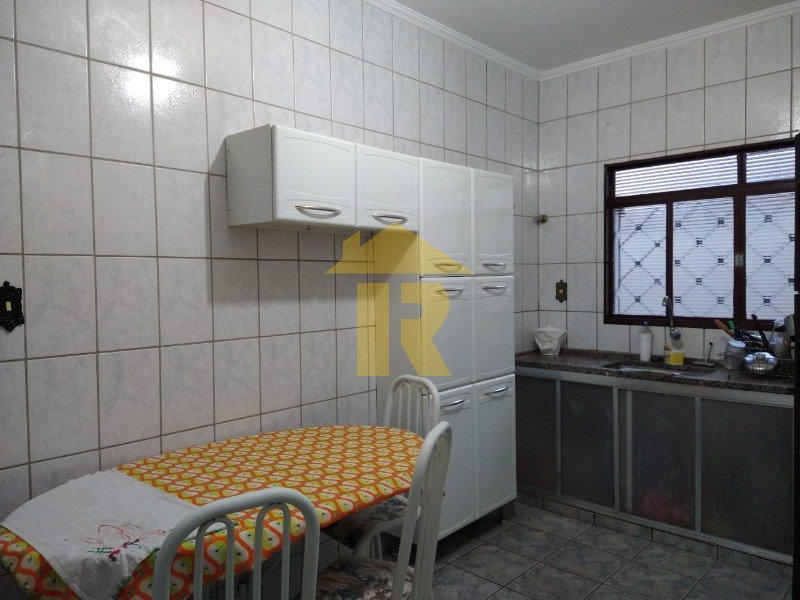 Casa com 2 quartos à venda, 90m² — foto 8 de 10