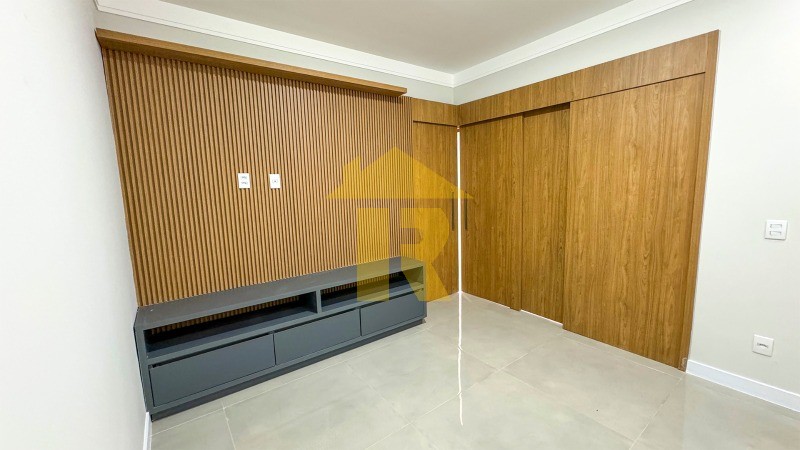Casa de Condomínio com 3 quartos à venda, 186m² — foto 8 de 24
