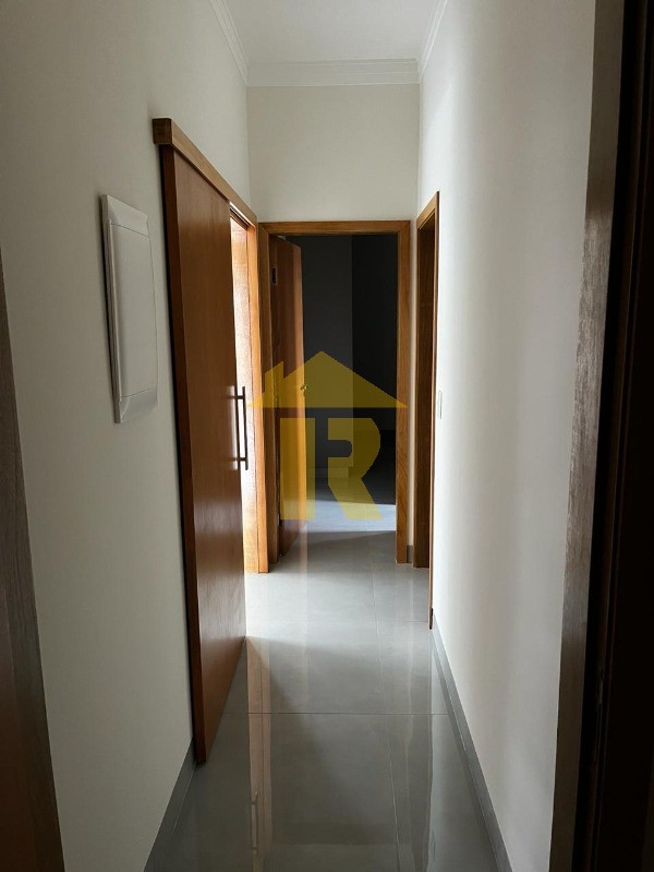 Casa de Condomínio com 3 quartos à venda, 181m² — foto 10 de 25