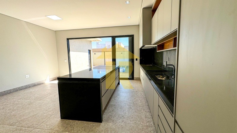 Casa de Condomínio com 3 quartos à venda, 211m² — foto 20 de 27