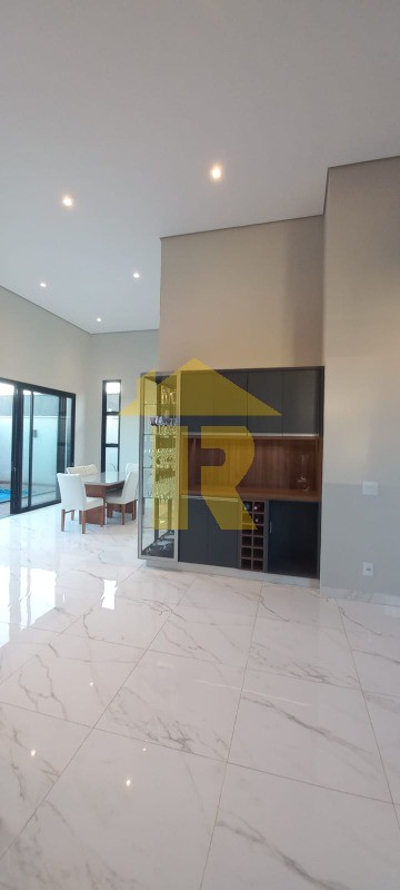 Casa de Condomínio com 3 quartos à venda, 225m² — foto 7 de 21