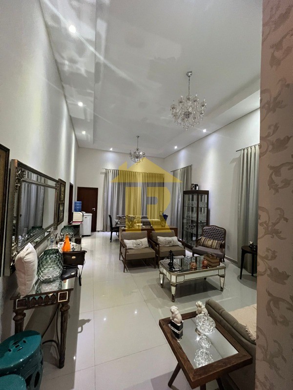 Casa de Condomínio com 3 quartos à venda, 240m² — foto 3 de 21