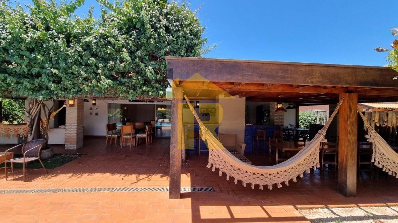 Casa de Condomínio com 4 quartos à venda, 300m² — foto 16 de 40