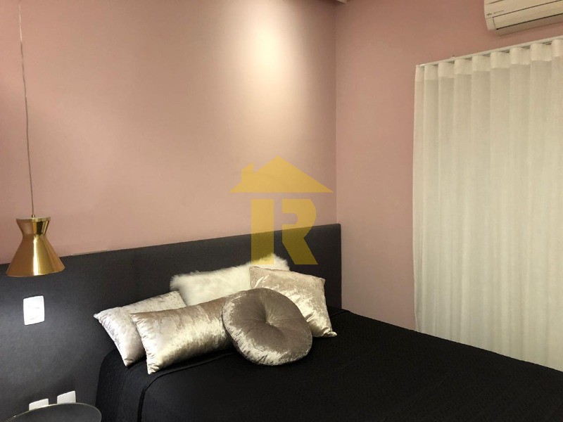 Casa de Condomínio com 3 quartos à venda, 250m² — foto 16 de 27