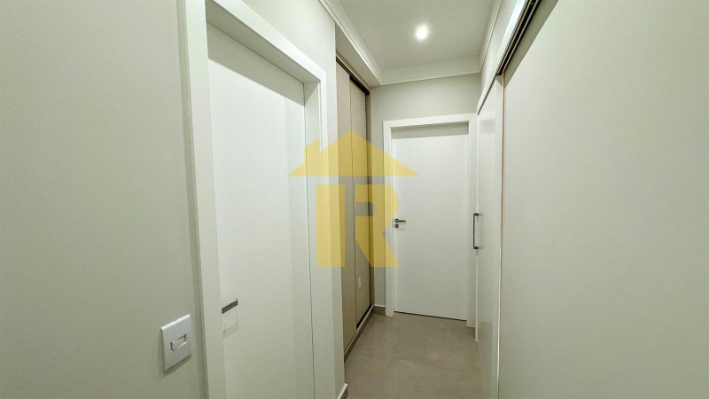 Casa de Condomínio com 3 quartos à venda, 186m² — foto 10 de 24