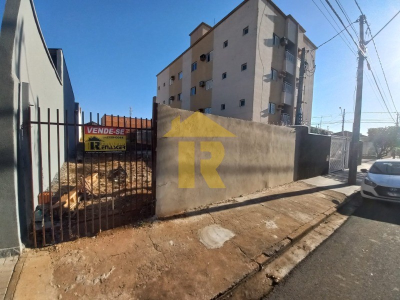 Terreno / Lote / Condomínio  à venda, 446m² — foto 4 de 8