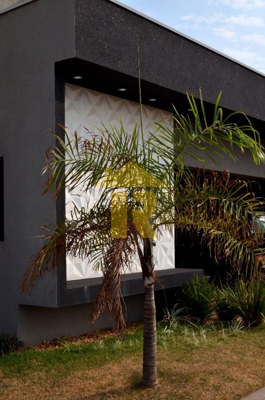 Casa de Condomínio com 3 quartos à venda, 160m² — foto 2 de 20