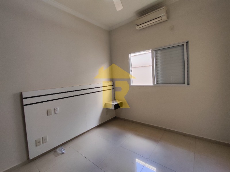 Casa de Condomínio com 3 quartos à venda, 207m² — foto 10 de 19