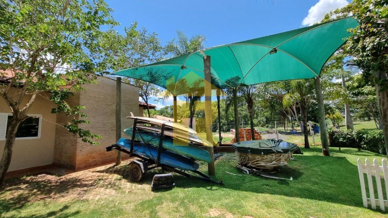 Casa de Condomínio com 4 quartos à venda, 300m² — foto 27 de 40