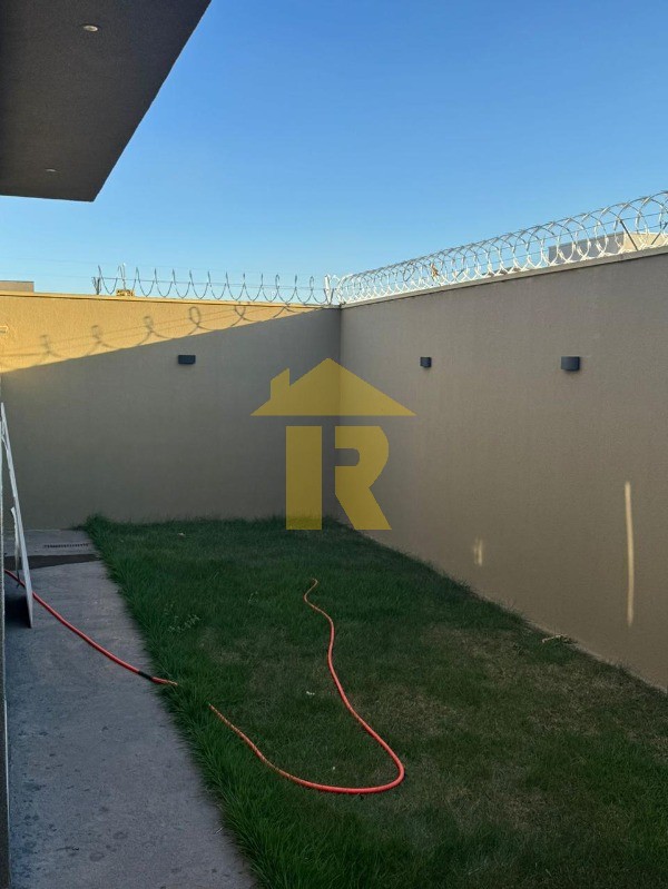 Casa com 3 quartos à venda, 95m² — foto 24 de 36