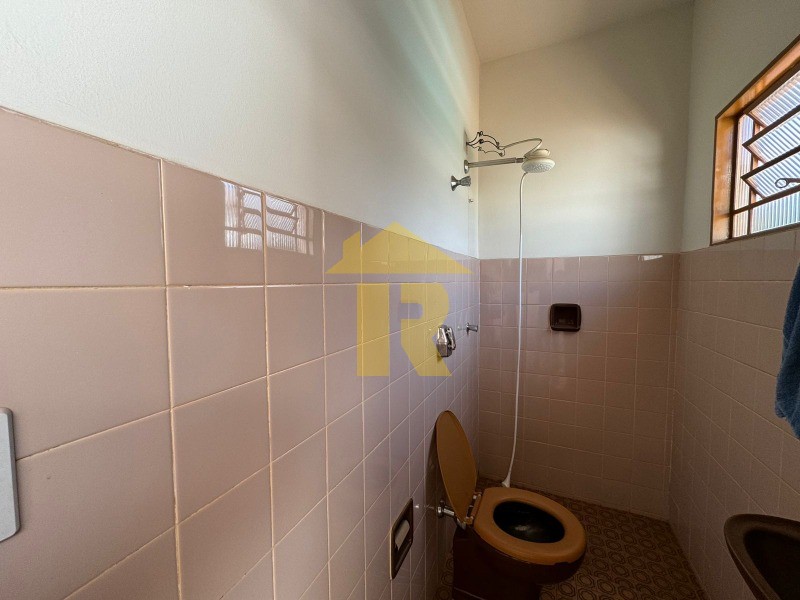 Casa com 3 quartos à venda, 290m² — foto 14 de 22