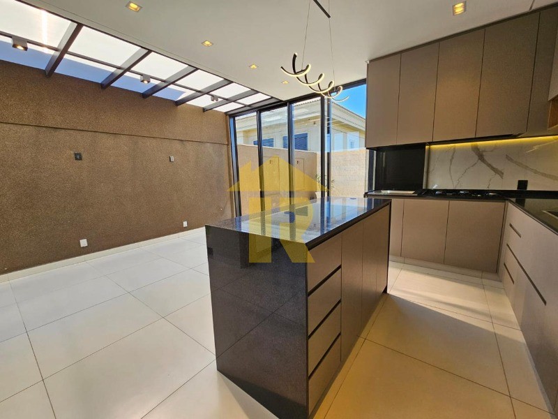 Casa de Condomínio com 3 quartos à venda, 180m² — foto 17 de 26