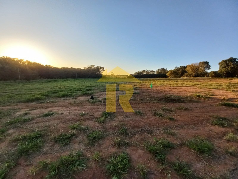 Terreno / Lote / Condomínio  à venda, 420m² — foto 1 de 19