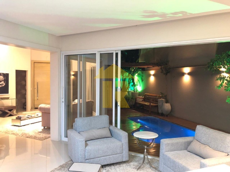 Casa de Condomínio com 3 quartos à venda, 250m² — foto 24 de 27