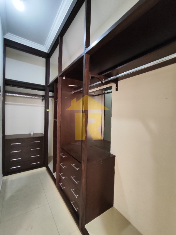 Casa de Condomínio com 3 quartos à venda, 207m² — foto 8 de 19