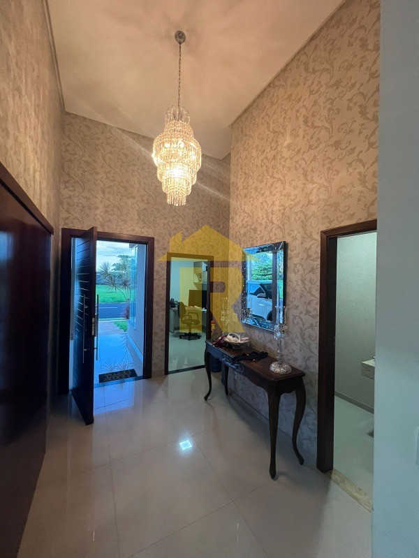Casa de Condomínio com 3 quartos à venda, 240m² — foto 10 de 21